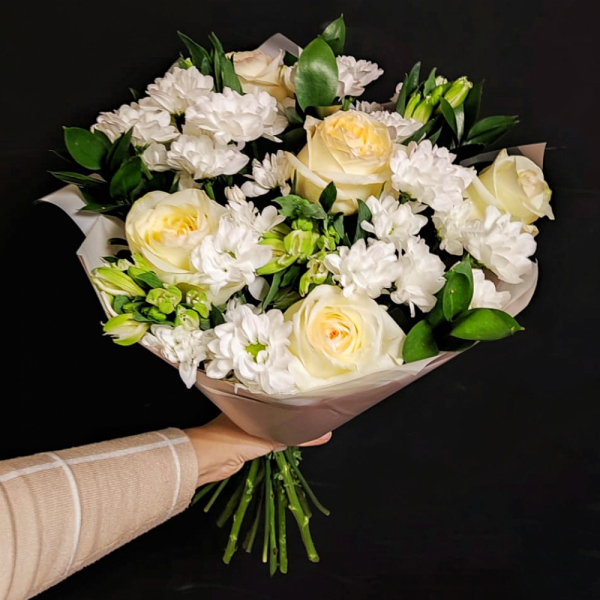bouquet 949: Розы Candlelight, альстромерии, хризантема